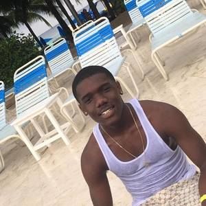 Meet your Posher, Hakim